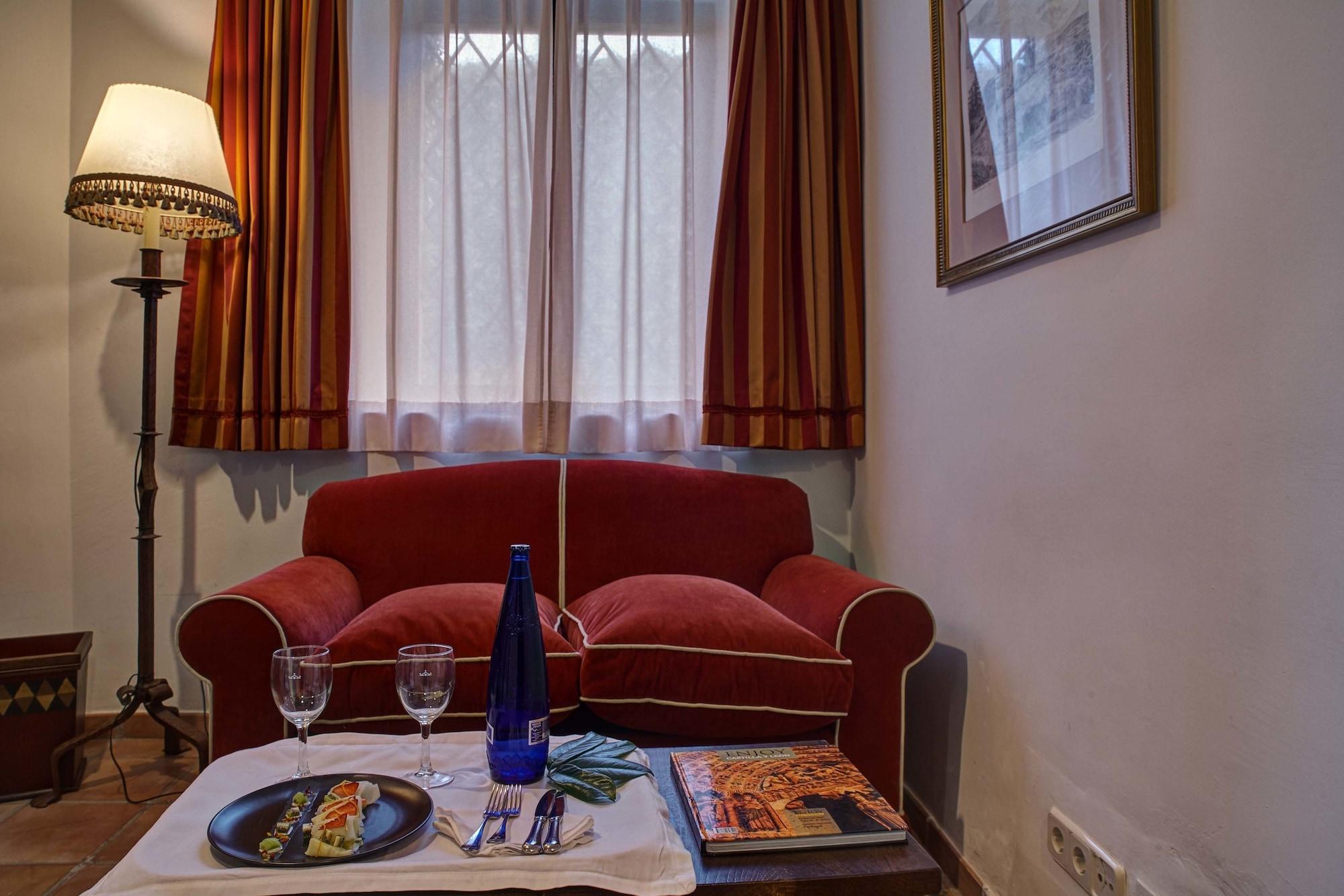 Parador De Ciudad Rodrigo Bagian luar foto
