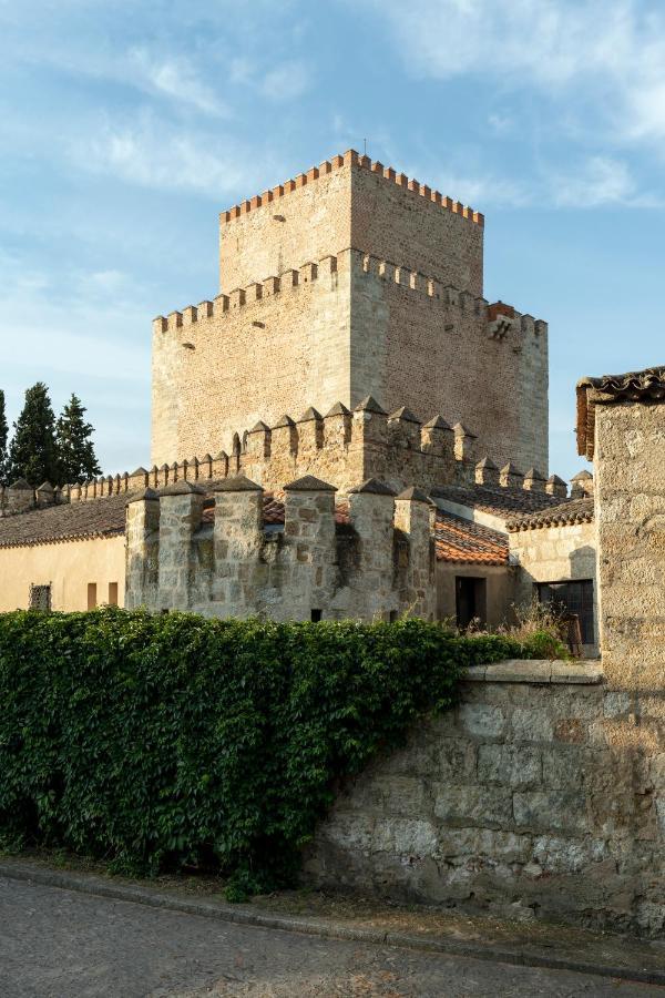 Parador De Ciudad Rodrigo Bagian luar foto