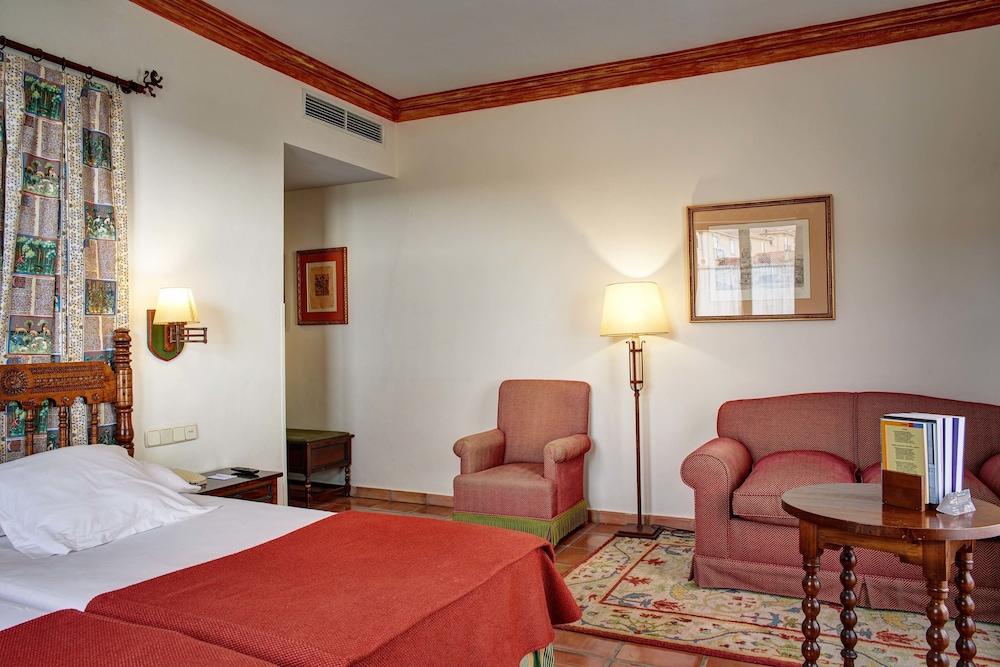 Parador De Ciudad Rodrigo Bagian luar foto