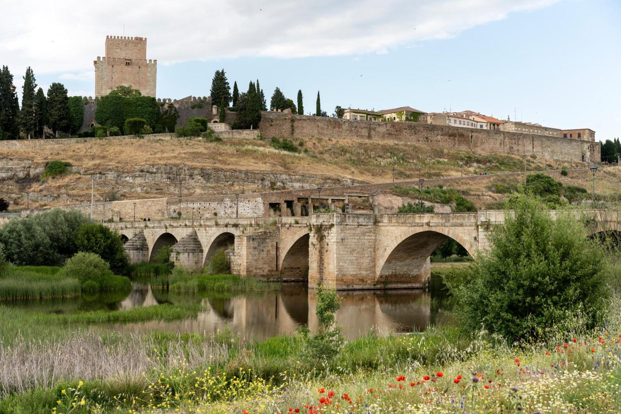 Parador De Ciudad Rodrigo Bagian luar foto