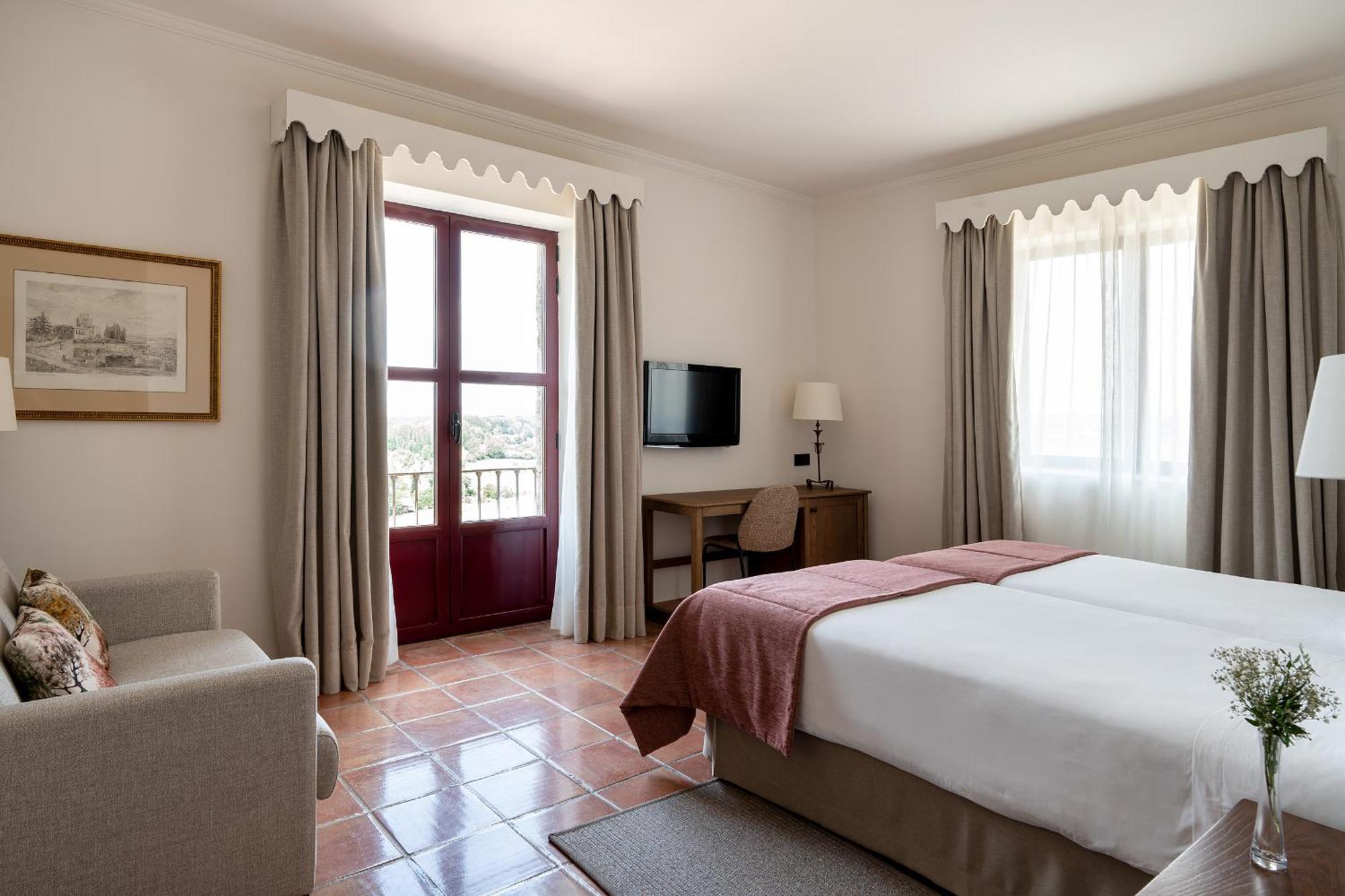 Parador De Ciudad Rodrigo Bagian luar foto
