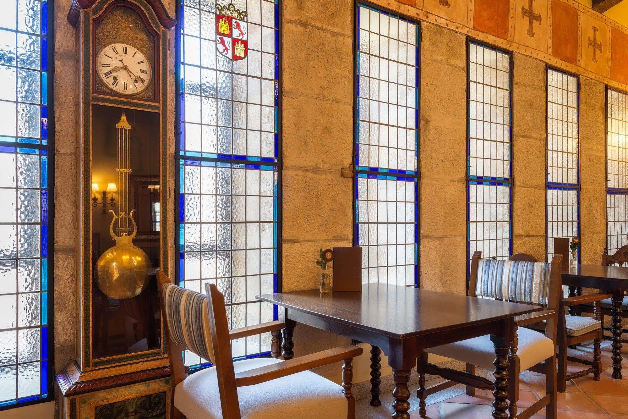 Parador De Ciudad Rodrigo Bagian luar foto
